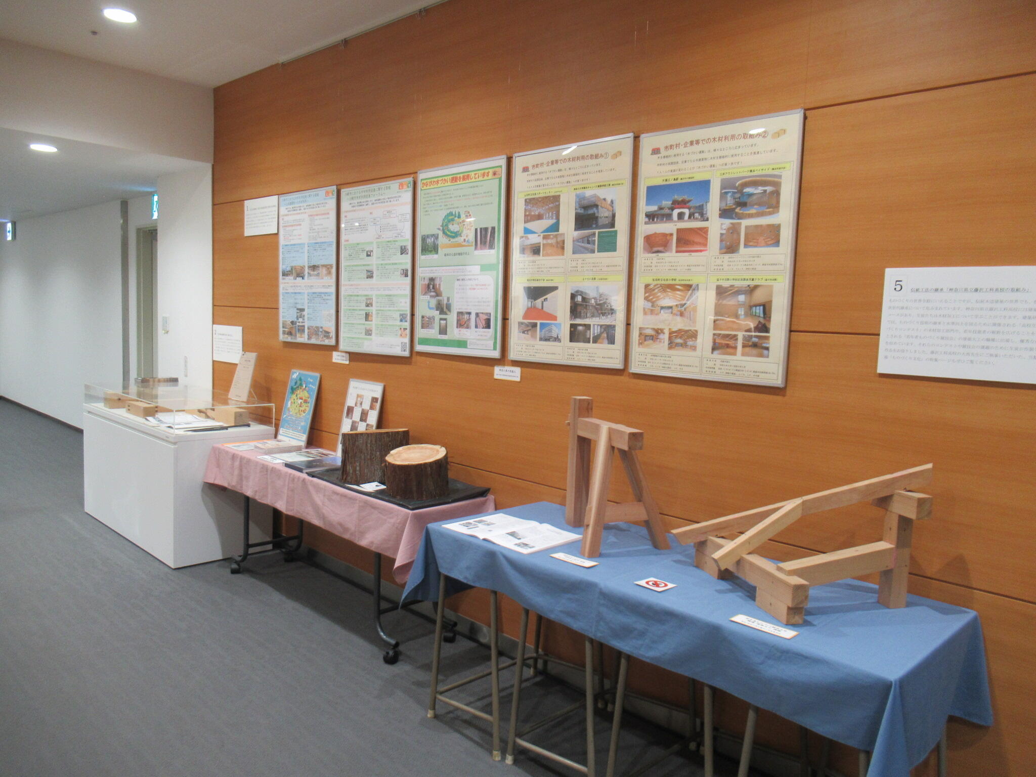 ものづくりギャラリー展示「木造建築」展示風景.JPG