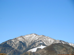 冬、大山遠景