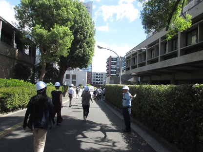 写真:避難誘導訓練