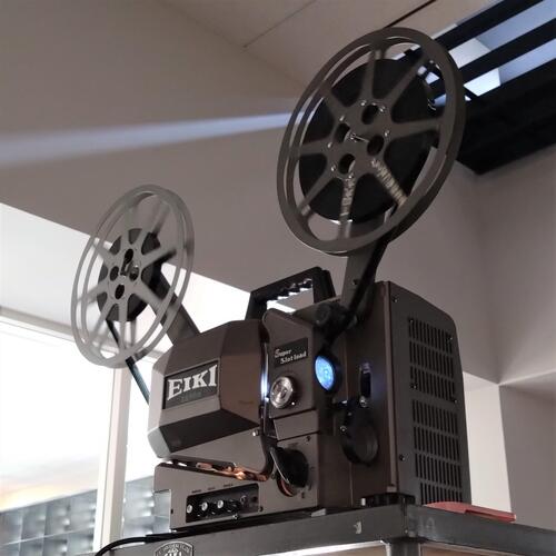 ★エイキ映写機1.JPG
